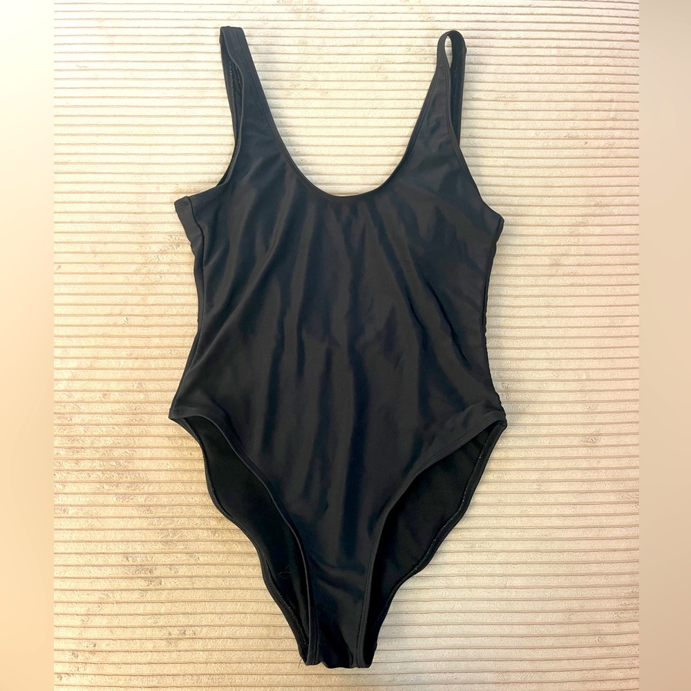 Black Low Back Scoop One Piece Swimsuit Bathing Suit Bather
